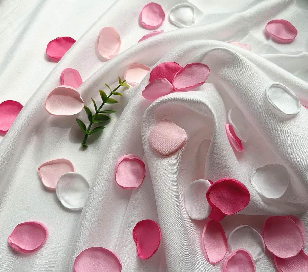 400Pcs Rose Petals for Wedding Decor, Blush Pink, Silk