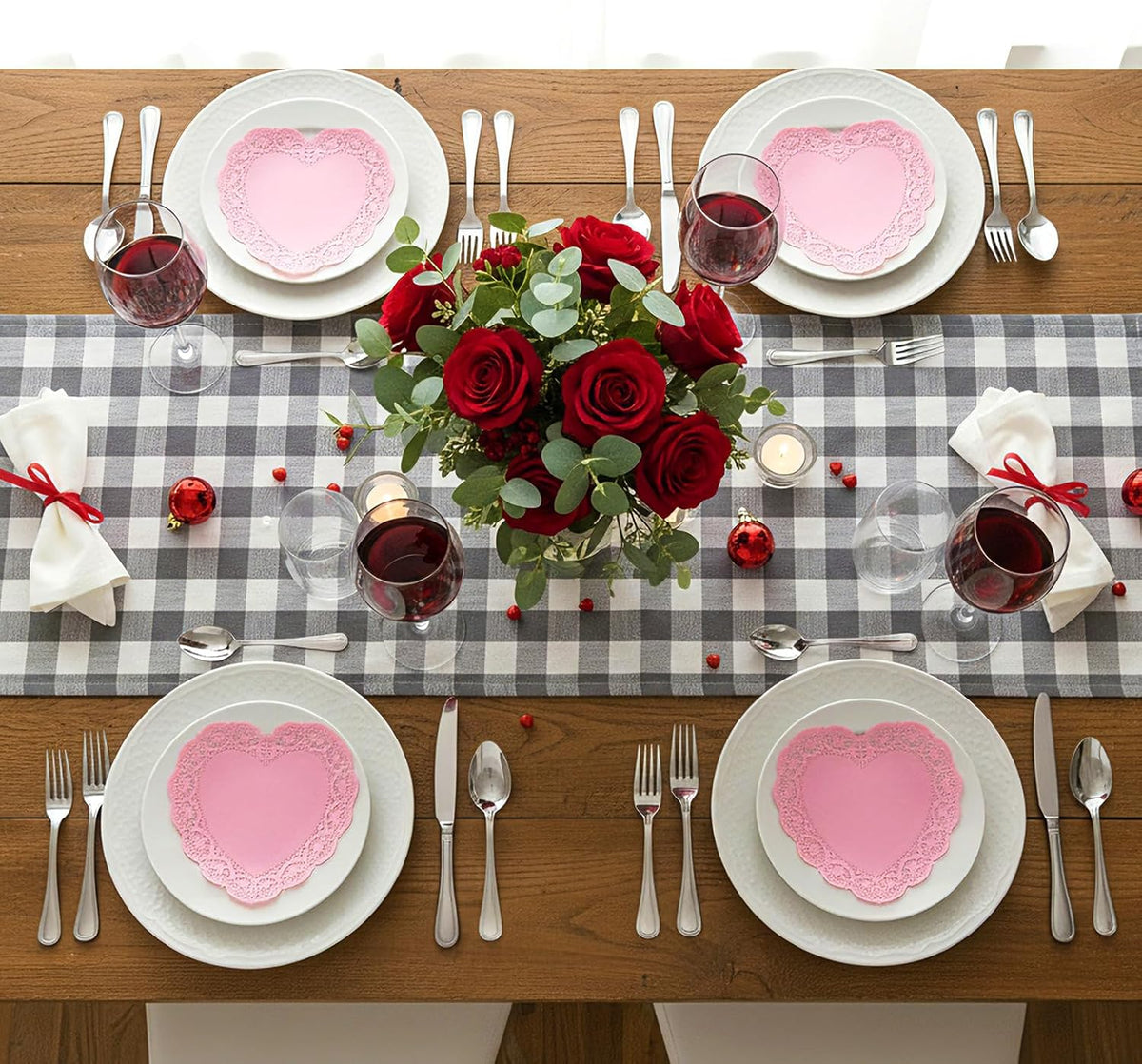 Cinnvoice 100 Pcs Heart Doilies Heart Paper Doilies Party Lace Paper Placemats Disposable Placemats for Wedding Birthday Cakes Desserts Snack Tableware Decoration(Pink,10 Inch)