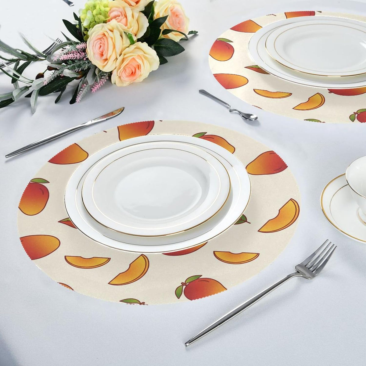 15 inch Peaches Pattern Round Placemats 4 PCS Non Slip Heat Resistant Table Mats for Kitchen Dining Party Table Indoors & Outdoors Decor