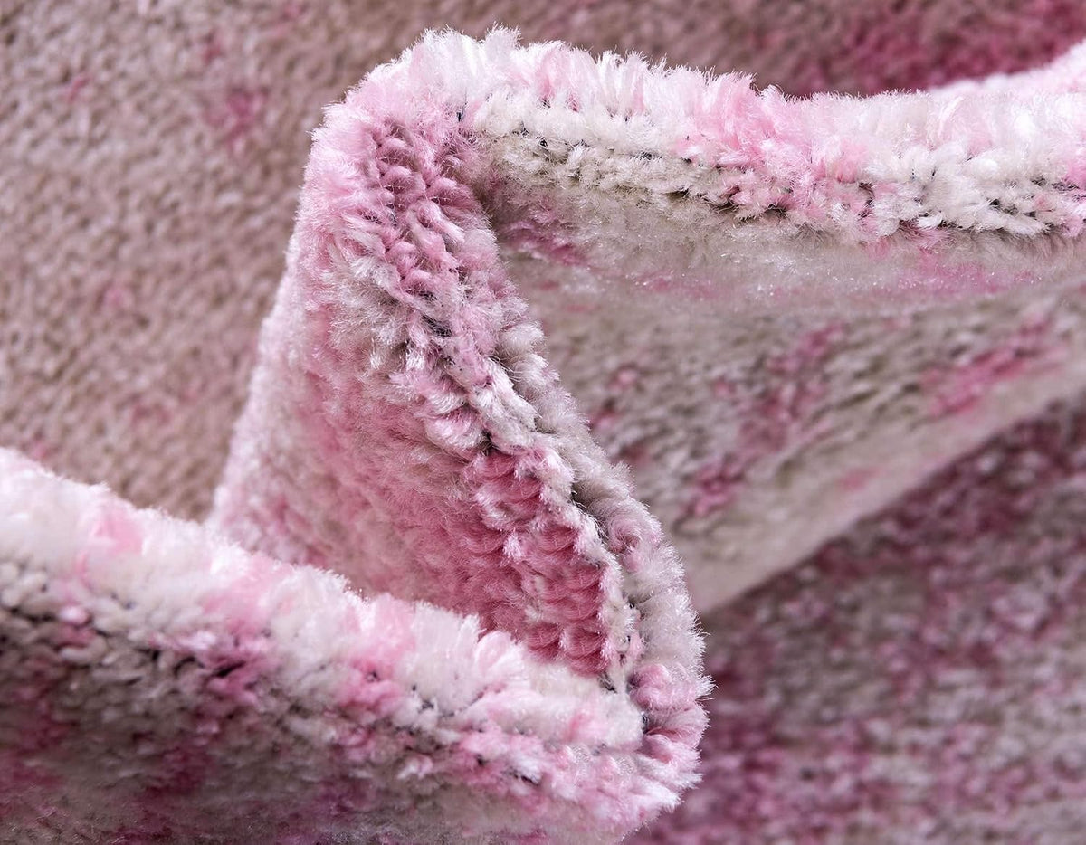 Bromley Collection Area Rug - Wells (4' 1" x 6' 1" Rectangle, Pink/ Ivory)
