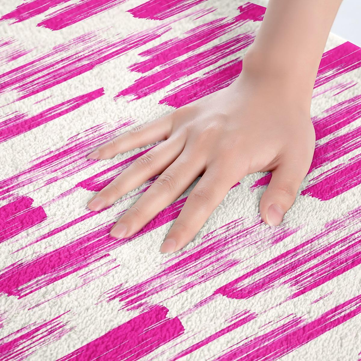 Pink Stripe Line Bathroom Rugs Microfiber 20"x32" Modern Art Bath Mats Non-Slip Luxury Bathroom Accessories Floor Doormats Soft Door Mat