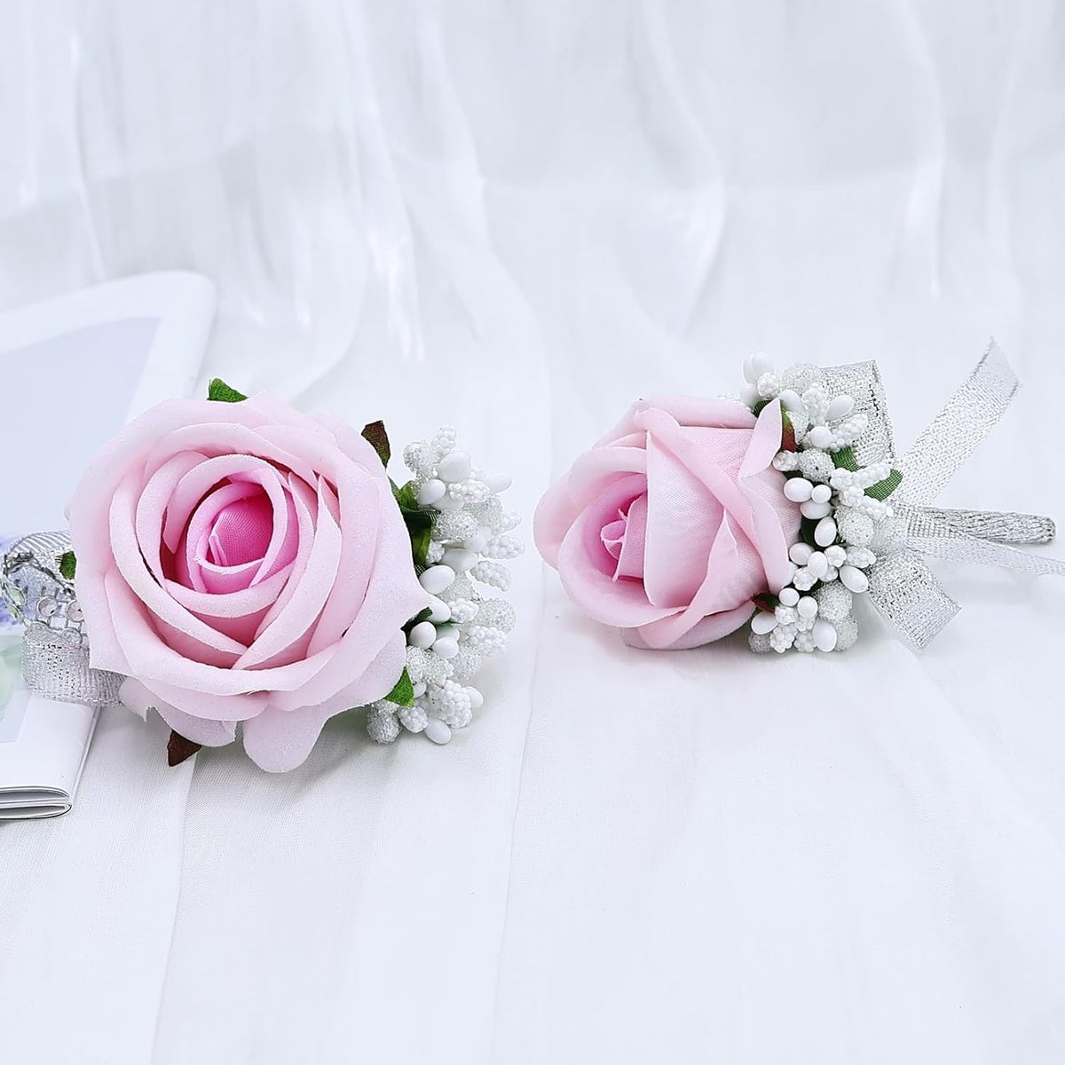 2Pcs Light Pink Rose Corsage and Boutonniere Set, Artificial Wrist Corsage Wristlet Bracelets, Men Boutonniere for Wedding Party Ceremony Homecoming Flowers Accessories Prom Decorations