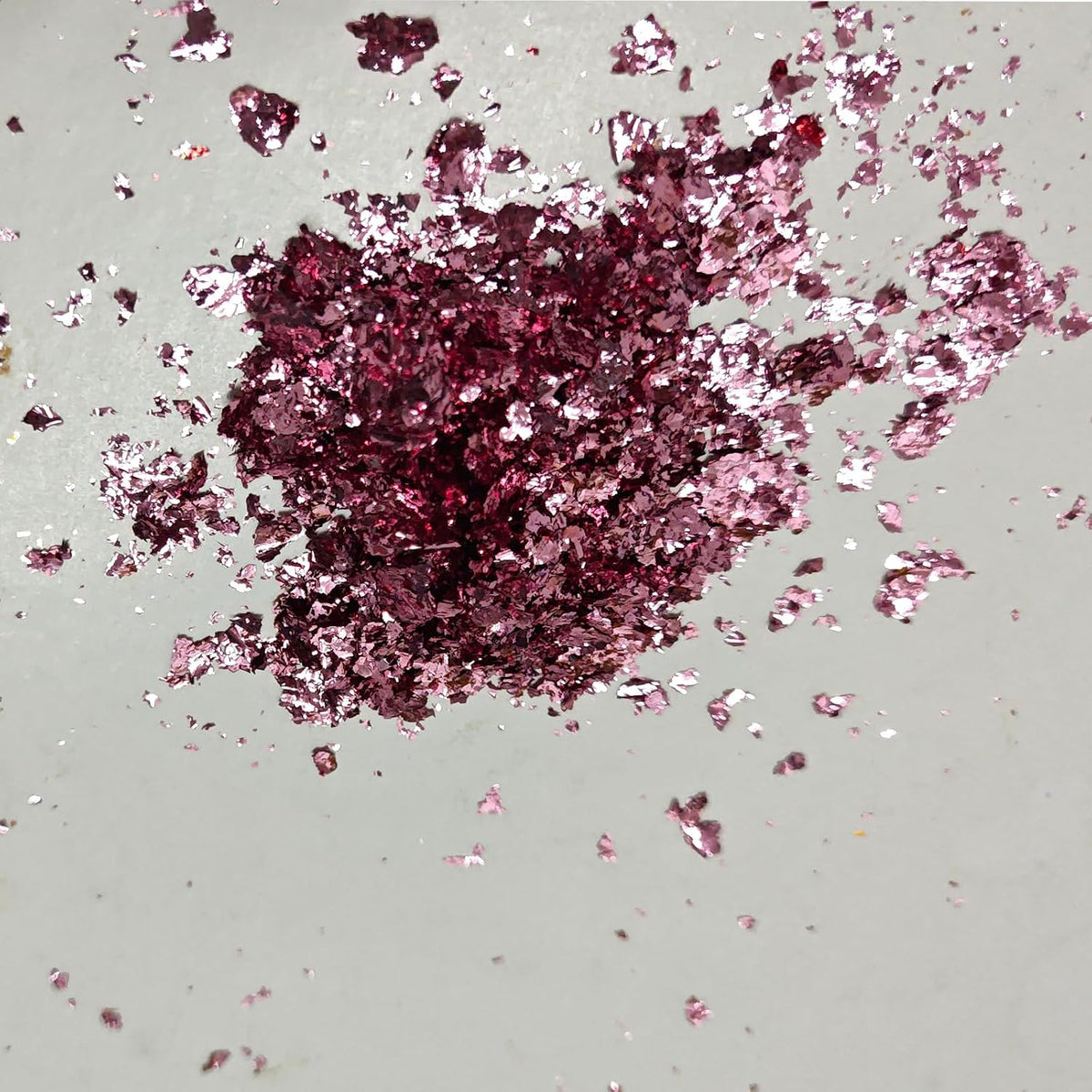 Gilding Flakes Leaf Flakes Gilding Variegated Gold Foils for Art Supplies,Resin,Nails,Painting,Crafts (Peach Purple)