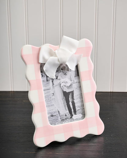 Vertical Pink Bow Frame; 7" x 9"