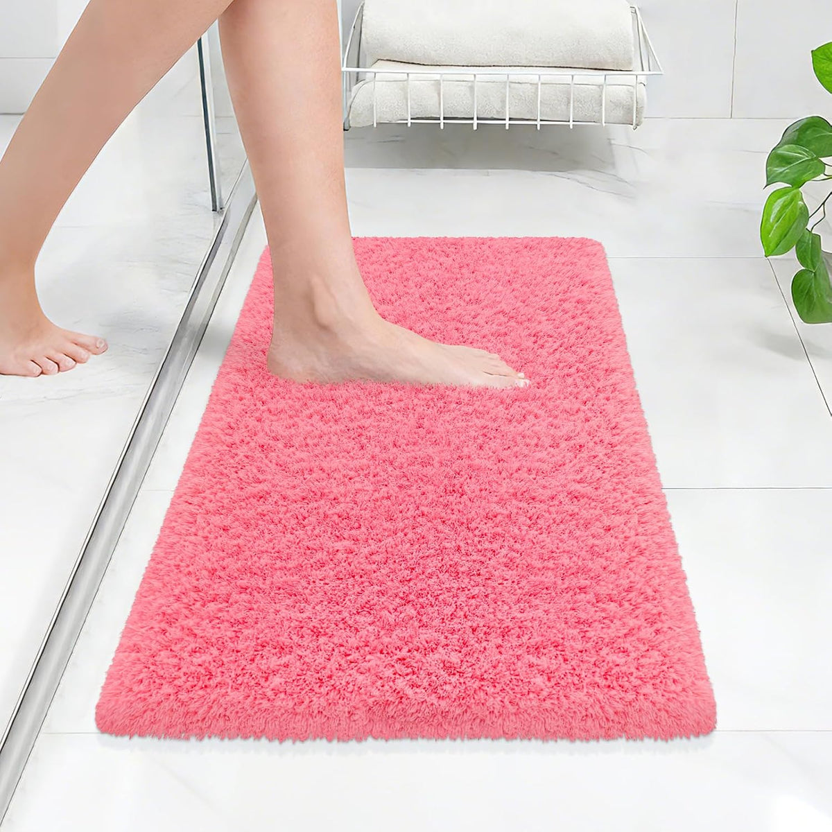 Bathroom Rugs 24"x17", Pink Extra Soft Absorbent Bath Mat, Rubber Backing Quick Dry, Machine Washable Microfiber Bath Rugs for Bathroom Floor, Shower, Bedroom, Tu