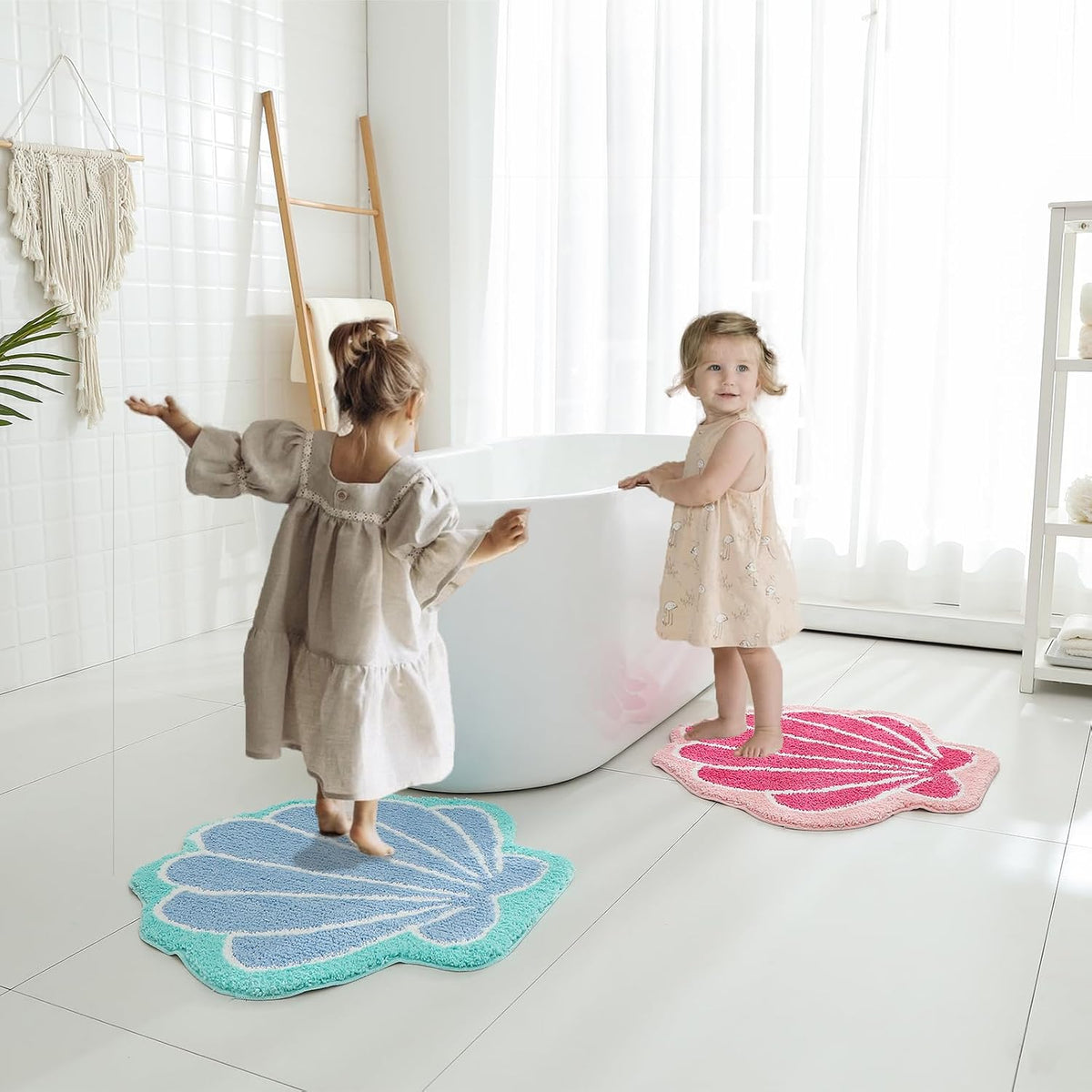 YRXRUS Seashells Bathroom Rug, Pink Bathroom Rugs, Ocean Decor Shell Bath Mat Gifts, Cute Seashell Shaped Bath Rugs for Sea Room Decor, Machine Washable & Non-Slip Bath Mat, 22x26 Inch