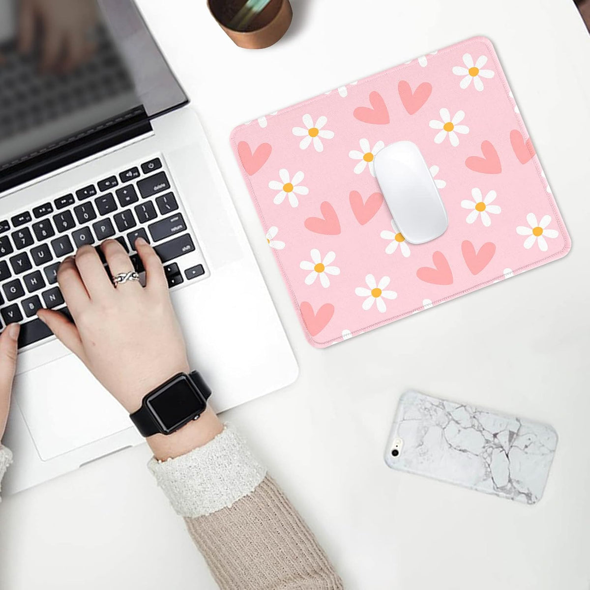 Square Mouse Pad Cute Pink Heart and Flower,Office Home Personalized Premium-Textured Mouse Mat Design,Waterproof Mousepad,Non-Slip Rubber Base Computer Mouse Pads for Wireless Mouse