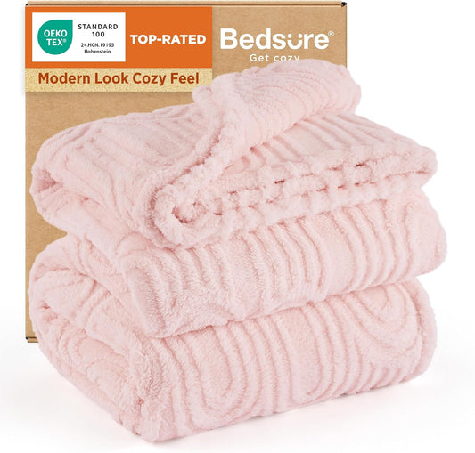 Bedsure GentleSoft Fleece King Size Blanket for Bed - Super Soft & Cozy, Fluffy Blankets for Women & Girls, Ideal for Sofa & Couch, Pink, 108x90 Inches