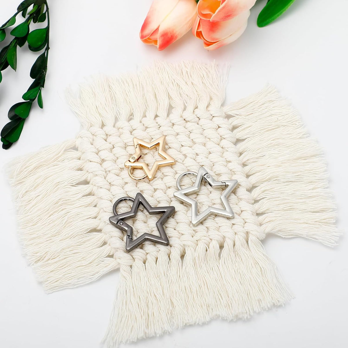 4 PCS Handmade Boho Coaster, 100% Cotton Woven Macrame Absorbent Coasters for Drinks, Heat Resistant Cotton Coasters for Coffee Table, Desk Kitchen Dining Room, Housewarming Gift (White & Pink)