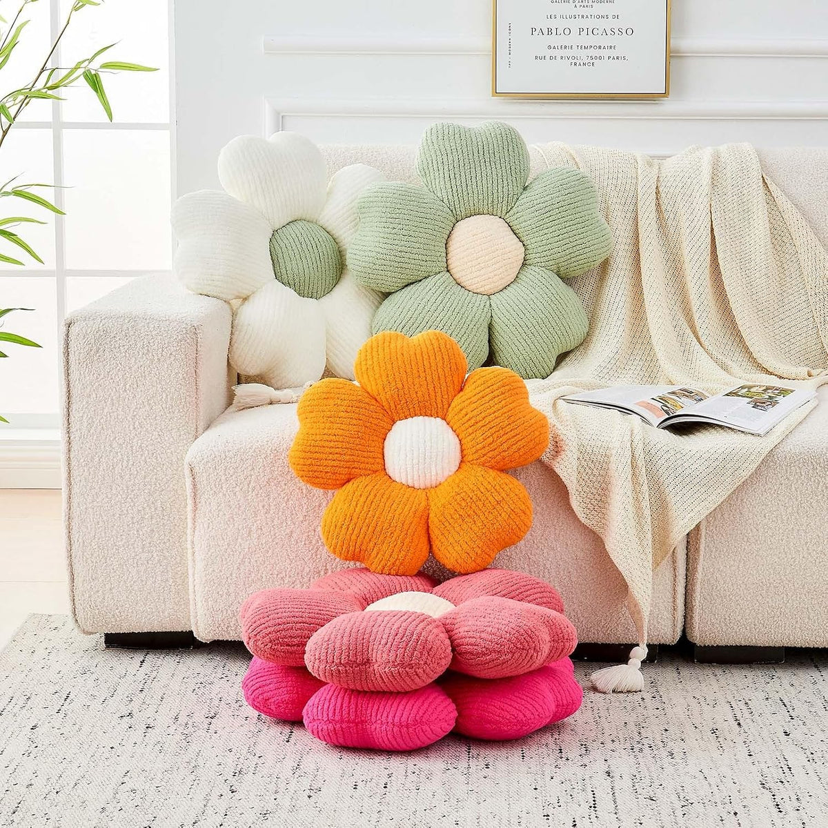 Flower Throw Pillow, Cute Flower Shaped Pillow Decorative Throw Pillow for Bed Couch, Soft Daisy Pillows Floor Seating Cushion Cushions (19.6 Inch Peach Pink)