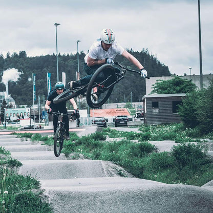 TSG Evolution Bike & Skate Helmet | for Cycling, BMX, Skateboarding, Rollerblading, Roller Derby, E-Boarding, E-Skating, Longboarding | Triple Certified, Swiss Design