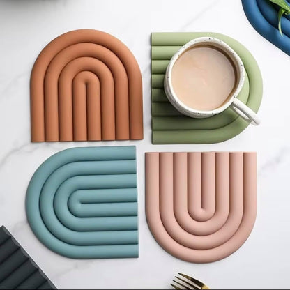 Silicone Heat Resistant Trivet Mats – Multipurpose Non-Slip Kitchen Hot Pads, Insulated Coasters & Pot Holders – Modern Placemats for Dining Table & Countertop – Set of 2 (Blush Pink)