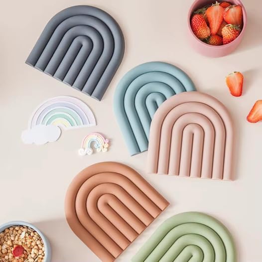 Silicone Heat Resistant Trivet Mats – Multipurpose Non-Slip Kitchen Hot Pads, Insulated Coasters & Pot Holders – Modern Placemats for Dining Table & Countertop – Set of 2 (Blush Pink)