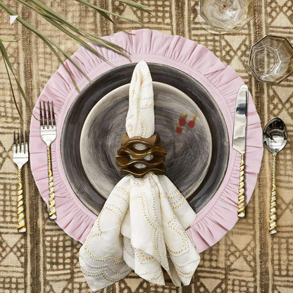 15 Inch Velvet Round Placemat with Ruffle for Dining Table Outdoor Placemats Non-Slip Washable for Gathering, Occasional Decoration and Family Parties Celebrations Set of 4, Pink