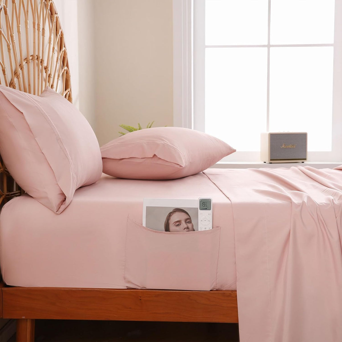 Dusty Pink Queen Sheet Set Side Pocket, Microfiber Deep Pocket with Corner Straps
