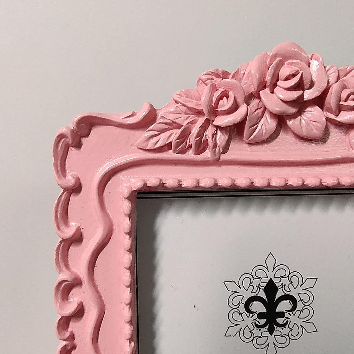 3x3 Picture Frame Square Pink Frame. Resin Handmade Photo Frame. Glass Panel. Black Suede Cover.European Style Suitable for Wall or Desktop.