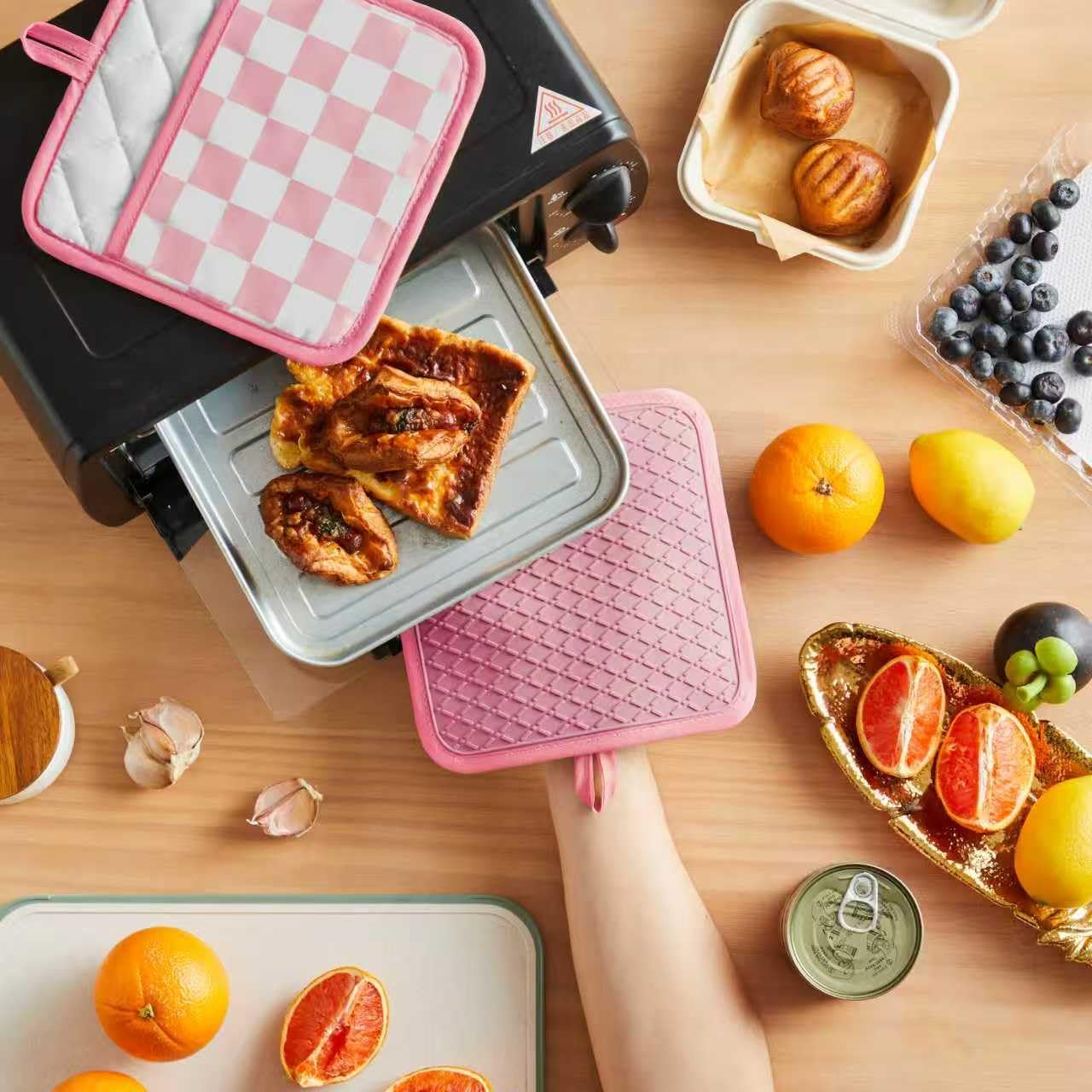 Pink Checkered Pot Holder, Checkerboard Potholders for Kitchen, Silicone Pot Holders with Pocket for Kitchen Clearance 2 Pack Set, Hot Pads and Oven Mitts for Cooking Baking