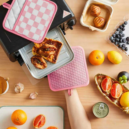 Pink Checkered Pot Holder, Checkerboard Potholders for Kitchen, Silicone Pot Holders with Pocket for Kitchen Clearance 2 Pack Set, Hot Pads and Oven Mitts for Cooking Baking