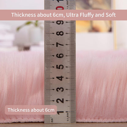 Fluffy 4x6 Faux Fur Heart Shaped Area Rug for Living Room Bedroom, Soft Large Pink Faux Sheepskin Play Carpet for Kids Girls and Pets, Plush Furry Decor Shaggy Feet Mat for Bedside