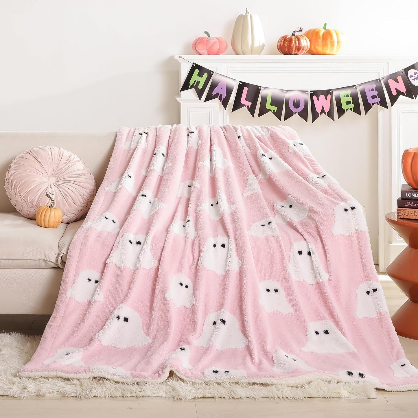 Halloween Throw Blanket, Pink Ghost Fleece Halloween Blanket 50"x60"