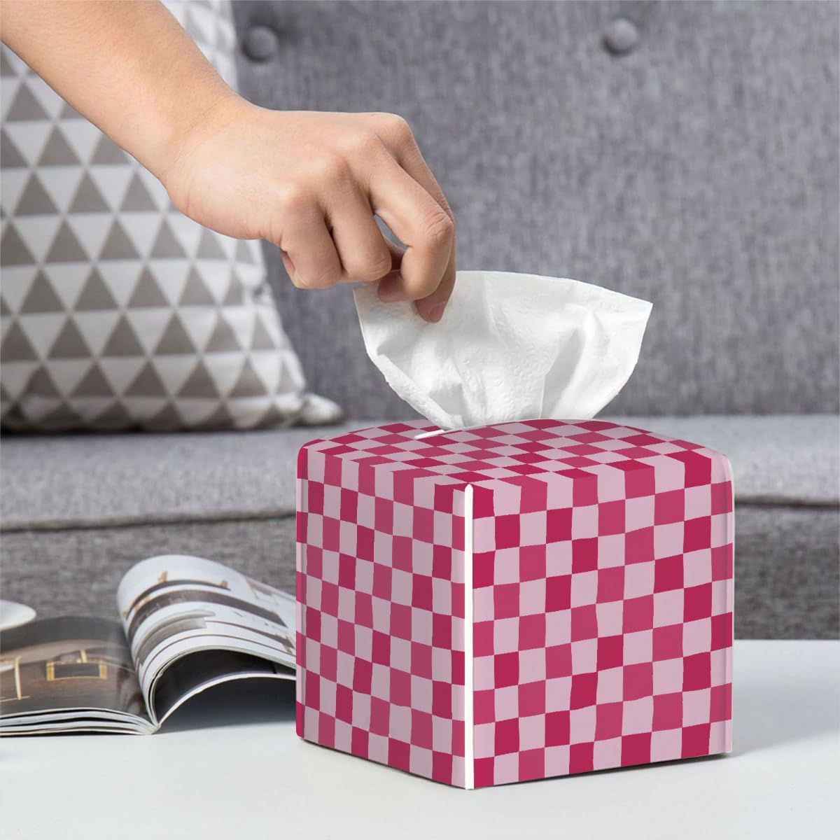 Pink Checkerboard Pattern Tissue Box Cover Leather Tissue Box Case Holder Decorative Facial Paper Organizer for Car Bathroom Tabletop