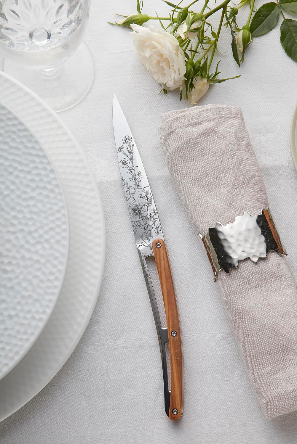 Set of 4 Steak Knives - Blossom Design, 9.55-Inch, Stainless Steel Blade, Mirror Finish, Coral Wood Handle - 2 oz Non-Folding Stunning Table Knives