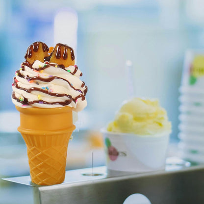 2PCS Realistic Fake Ice Cream Cones Prop with Peach