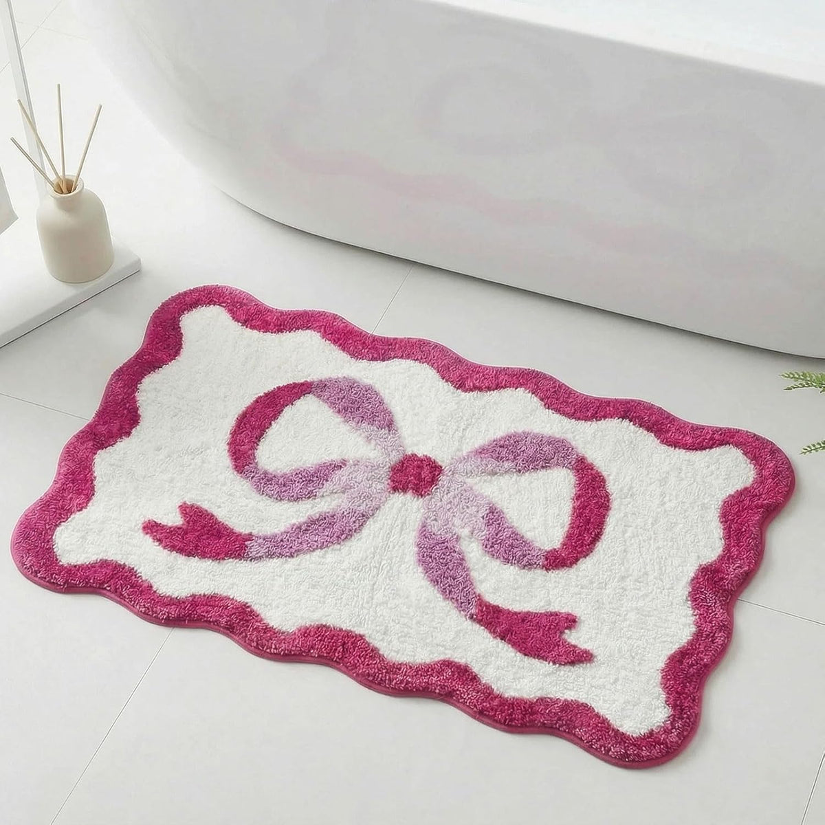 Pink Bow Bath Mat, 20‘’ x 32‘’ Scalloped Bath Rug for Bathroom, Cute Aesthetic Pink Bathroom Rug, Non Slip Water Absorbing Machine Washable Microfiber Rug for Coquette Room Decor