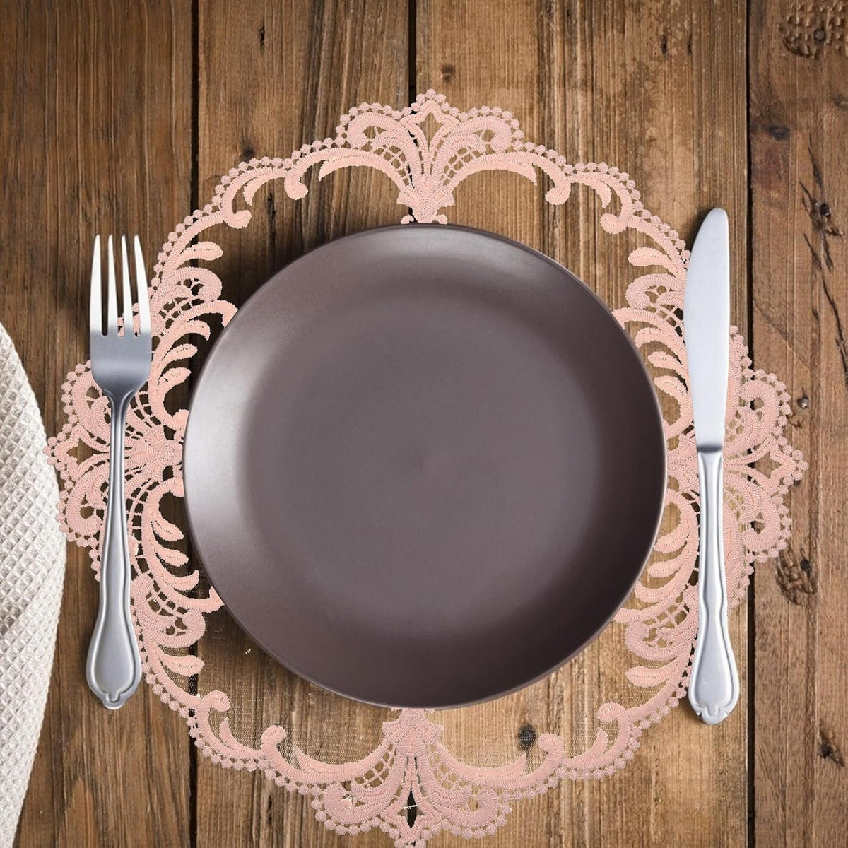2pcs Lace Placemats and Coasters Set, Dusty Pink Lace Table Mats with Floral Edging, Decorative Home Ornament for Dining and Photography Props