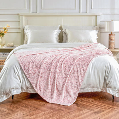 Leopard Print Blanket Fleece Throw for Bed Sofa Travel and Camping, Super Soft Cozy Fluffy Plush Cheetah Print Blanket for All Seasons 50"x60" (Light Pink)