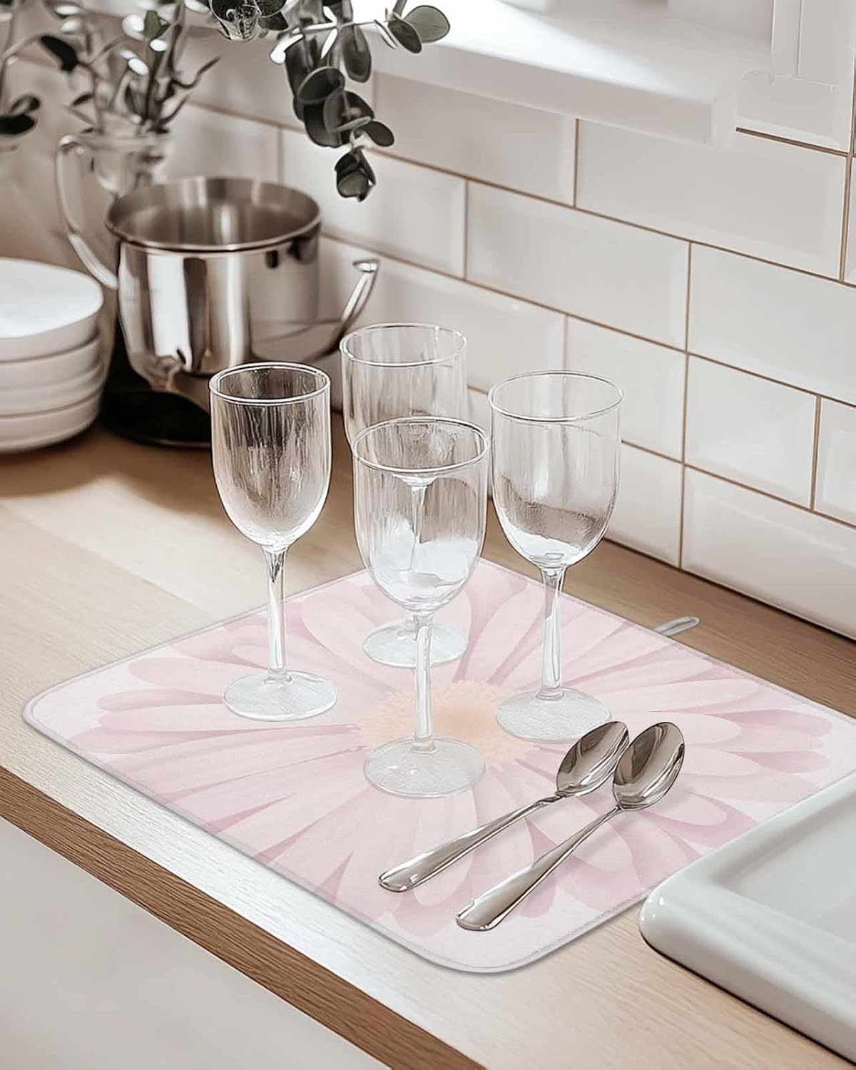Light Pink Flower Dish Drying Mat for Kitchen Counter Chrysanthemum Floral Spring Plant Absorbent Microfiber Quick Dry Pad Non Slip Drainer Mats 16x18 Inch, 2 Pack