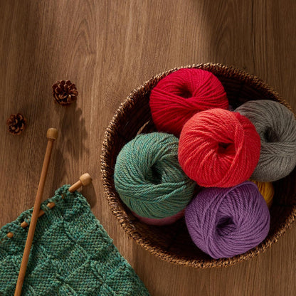 100% Merino Wool Yarn, 3-Ply Luxurious and Soft Yarn for Hand Knitting & Crocheting (Pink,1Ball)