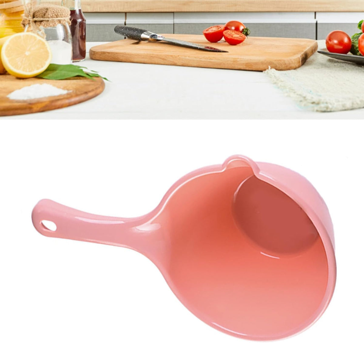 Plastic Water Ladle, Large Capacity Bath Scoop for Kids Lightweight Water Dipper for Bathing Hair Washing Watering Flowers Multipurpose Bathroom Kitchen Scoop with Hanging Hole (Small Pink)