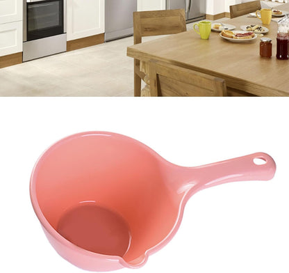 Plastic Water Ladle, Large Capacity Bath Scoop for Kids Lightweight Water Dipper for Bathing Hair Washing Watering Flowers Multipurpose Bathroom Kitchen Scoop with Hanging Hole (Small Pink)