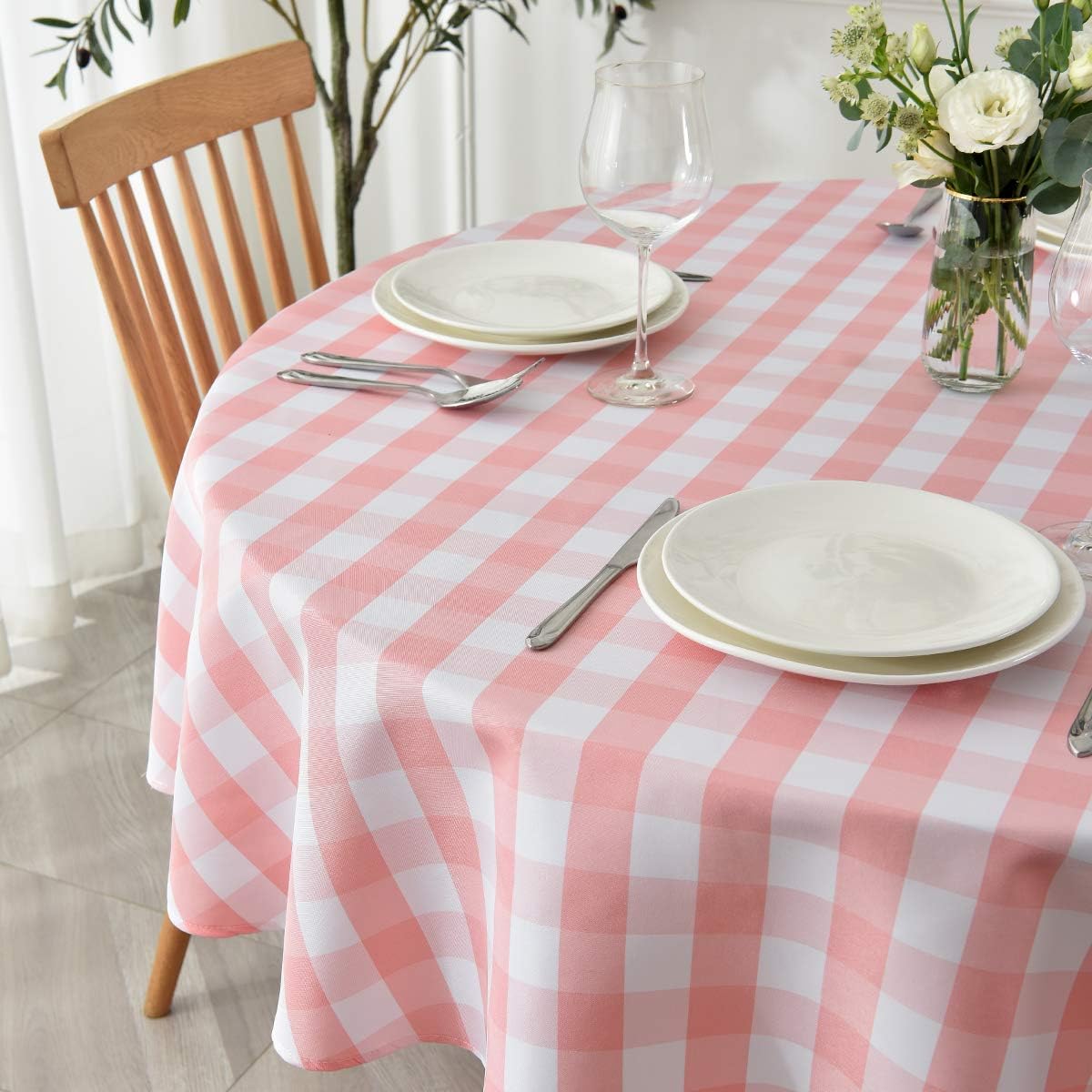 Round Checkered Tablecloth Spillproof Wrinkle Free Heavy Weight Gingham Table Cloth for Circular Table Cover Buffalo Plaid for Buffet Banquet Parties Holiday Dinner 70 Inch Pink and White