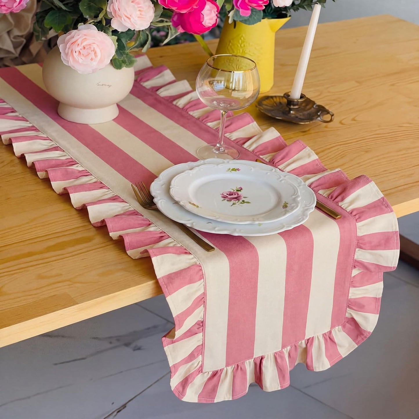 Ruffle Edge Striped Table Runner 118 x 15.7 Inch Scalloped Table Cover Farmhouse Linen-Cotton Blend Fabric Tabletop Decor for Home Kitchen Dinner Wedding Bridal Shower Party