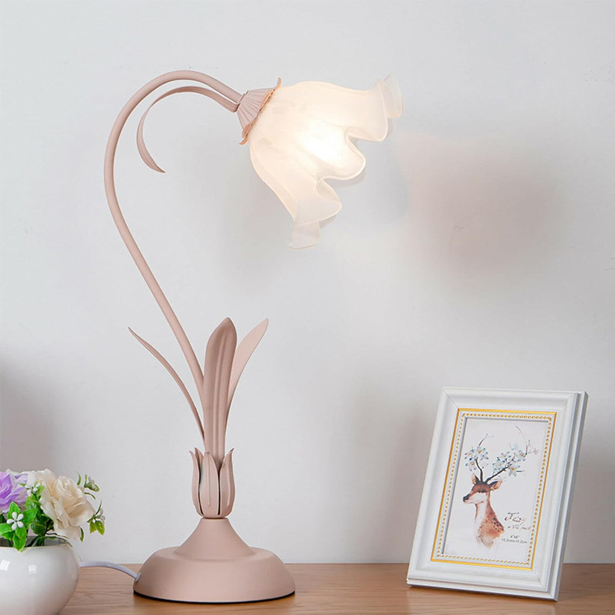 Table Lamp Pink Flower Desk Lamps Retro Unique Glass Flower Lampshade Bedside Lamp for Nightstand Living Room End Table