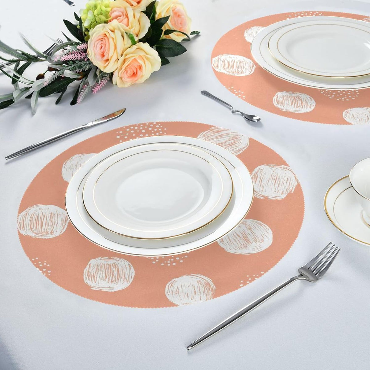 Placemats Set of 4 Peach Dot Design Round Table Mats for Kitchen and Dining Washable Place Mats Heat Resistant Table Decoration 15.4 inch