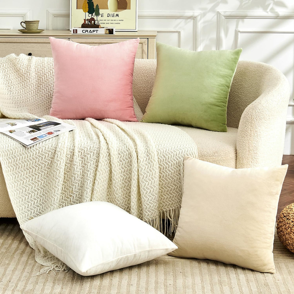 Throw Pillow Covers Pink Set of 2 18x18 Inch Pillow Covers, Soft Velvet Cute Decorative Pillowcases for Couch Sofa Bed, Home Boho Decor, Modern Cushion Covers