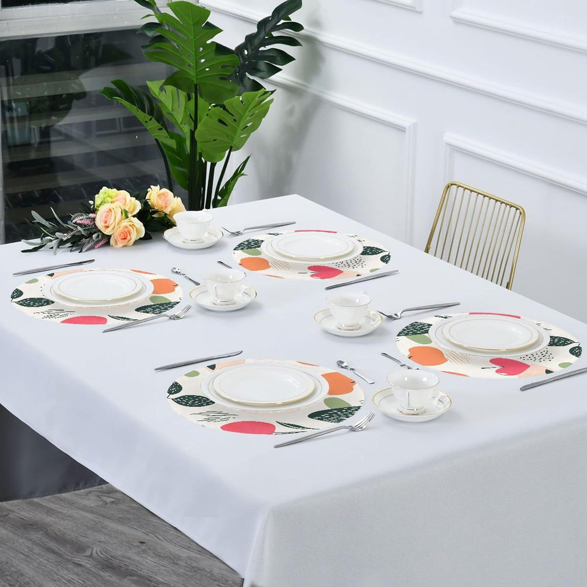 Round Placemats Set of 4 Peach and Heart Washable Non-Slip Heat Resistant Place Mats, 15.4” Dining Table Place Mats for Kitchen Holiday Party Decoration