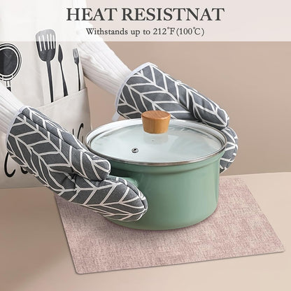 Faux Leather Heat Resistant Placemats Set of 4 – Waterproof Oilproof Wipeable Dining PU Vinyl Place Mat Easy Clean Table Mats for Kitchen/Dining/Party/Holiday, Pink