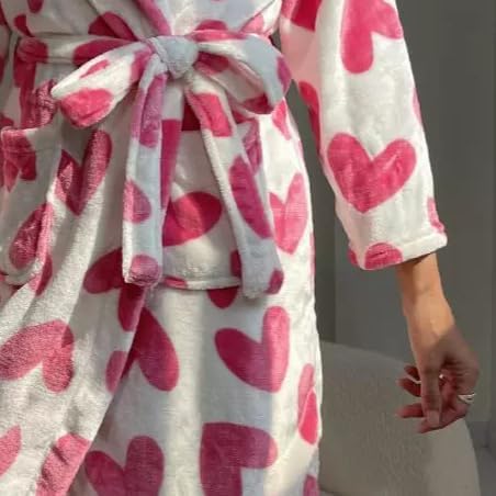 Women Plush Robe Cute Hearts Partern Warm Coral Fleece Bathrobe with Pockets Ladies Loungewear Relaxing at Home