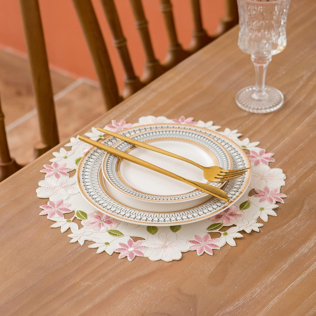2pack Round lace Doilies,Yellow Blue Floral Cutwork Embroidered Placemats Vase Pads for Wedding Birthday Dinner Party Decor (Round11.8inch, Pink Flower)