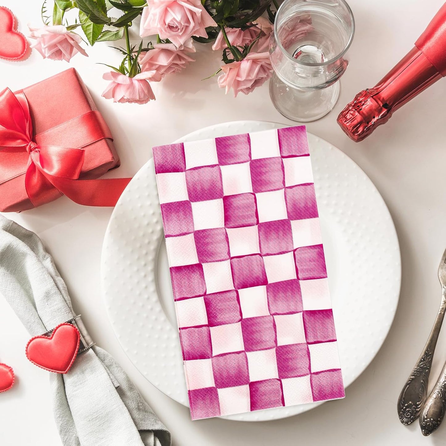 100Pcs Pink Plaid Guest Napkins Watercolor Checkered Disposable Napkins Gingham Paper Dinner Hand Towel for Bathroom Wedding Birthday Party Table Supplies