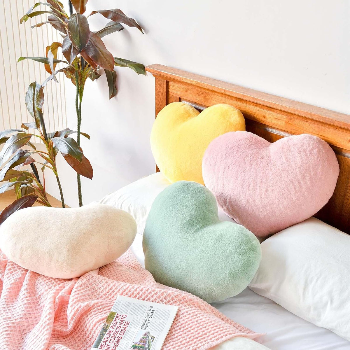 Dusty Pink Heart Pillows, Cute Heart Decorative Pillow, Heart Shaped Throw Pillows for Bed, Faux Rabbit Fur Plush Hoom Decor Pillow Cushion for Chair Sofa Living Room (Mini 12.9" x 9.8")