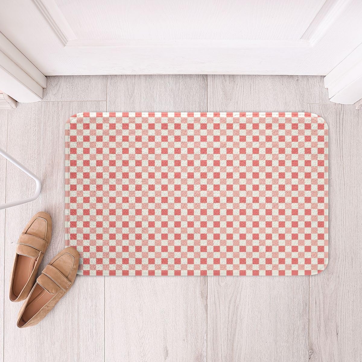 Pink White Checkered Bathroom Rugs,Checkerboard Non Slip Bath Mat Aesthetic Plaid Bathroom Indoor Floor Mats,Cute Geometric Grid Shaggy Absorbent Bathtub Decor Rug,20"x32"