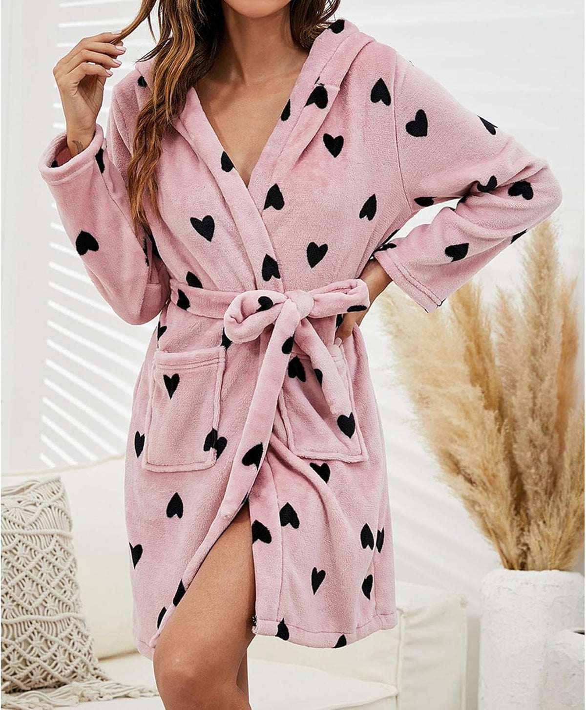 Plush Sherpa Hooded Robe for Women Heart Print Lightweight Soft Knit Sleepwear Spa Bathrobe
