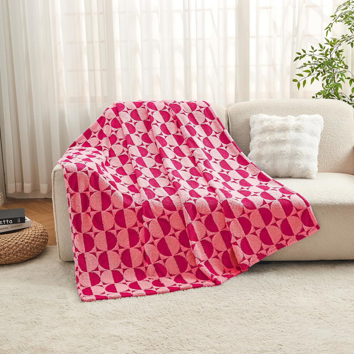 3D Circle Pattern 300 GSM Soft Throw Blankets for Bed - Hot Pink Throw Blankets for Women,Warm Small Throw Blanket, 60x80 Inches