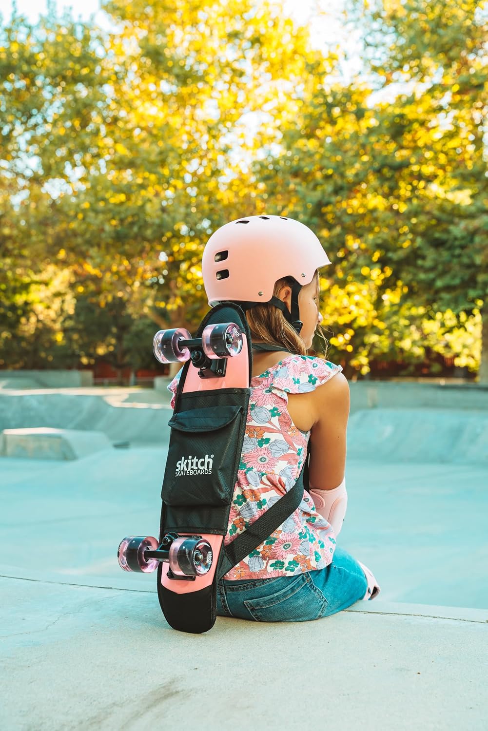 SKITCH Skateboards for Kids, Teens and Adults | Premium Skateboard Gift Set for Beginners and Pros Complete with Mini Cruiser Board + Skateboard Backpack + Video Course + Speed Control + Skate Tool