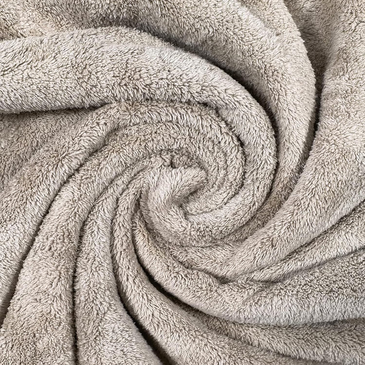 Soft Coral Fleece Large Bath Towel 55 x 30 Inches